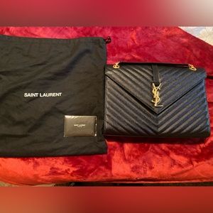 100% authentic Yves Saint Laurent Large Monogram Envelope Bag